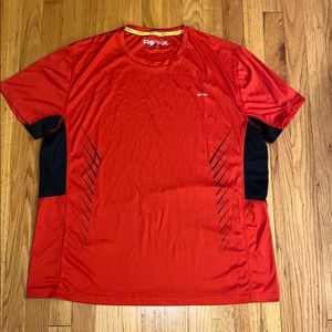 Men’s athletic t shirt